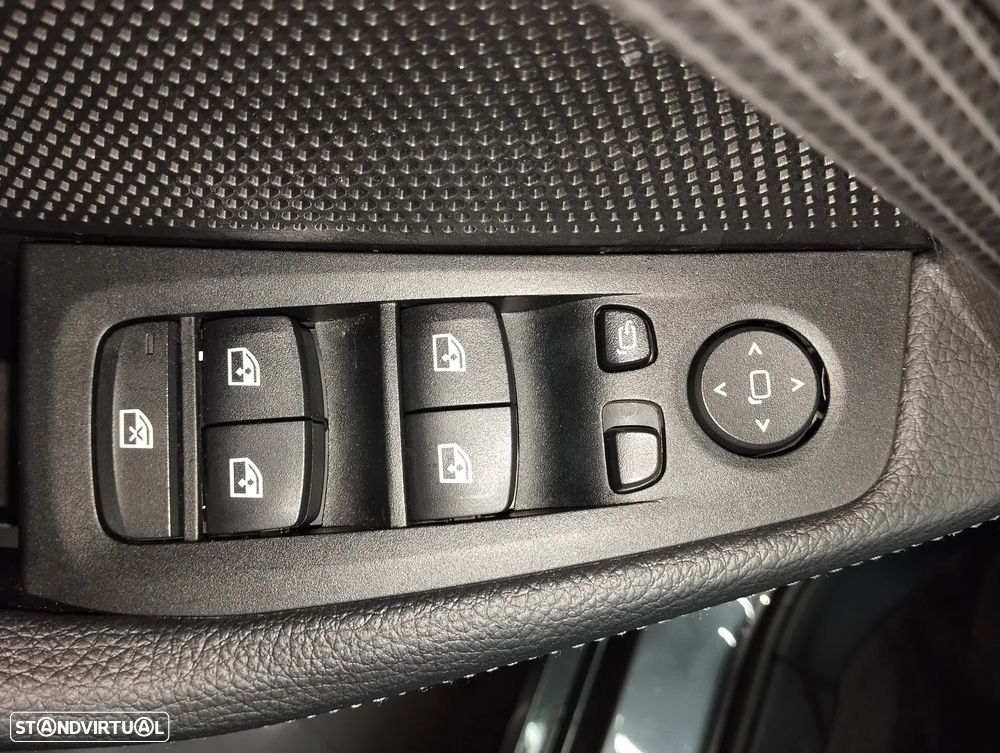 BMW 118 d Auto - 18
