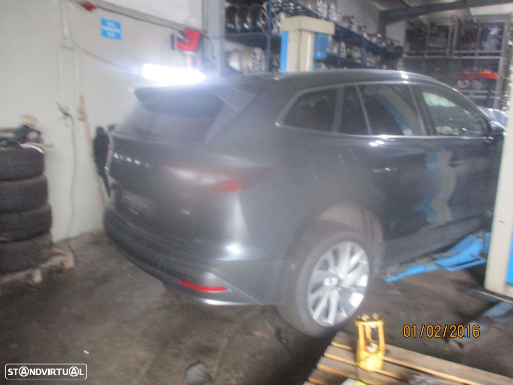 Carro MOT: EBJA EBJC SKODA ENYAQ 4 2021 80 204CV 5P CINZA ELETRICO - 7