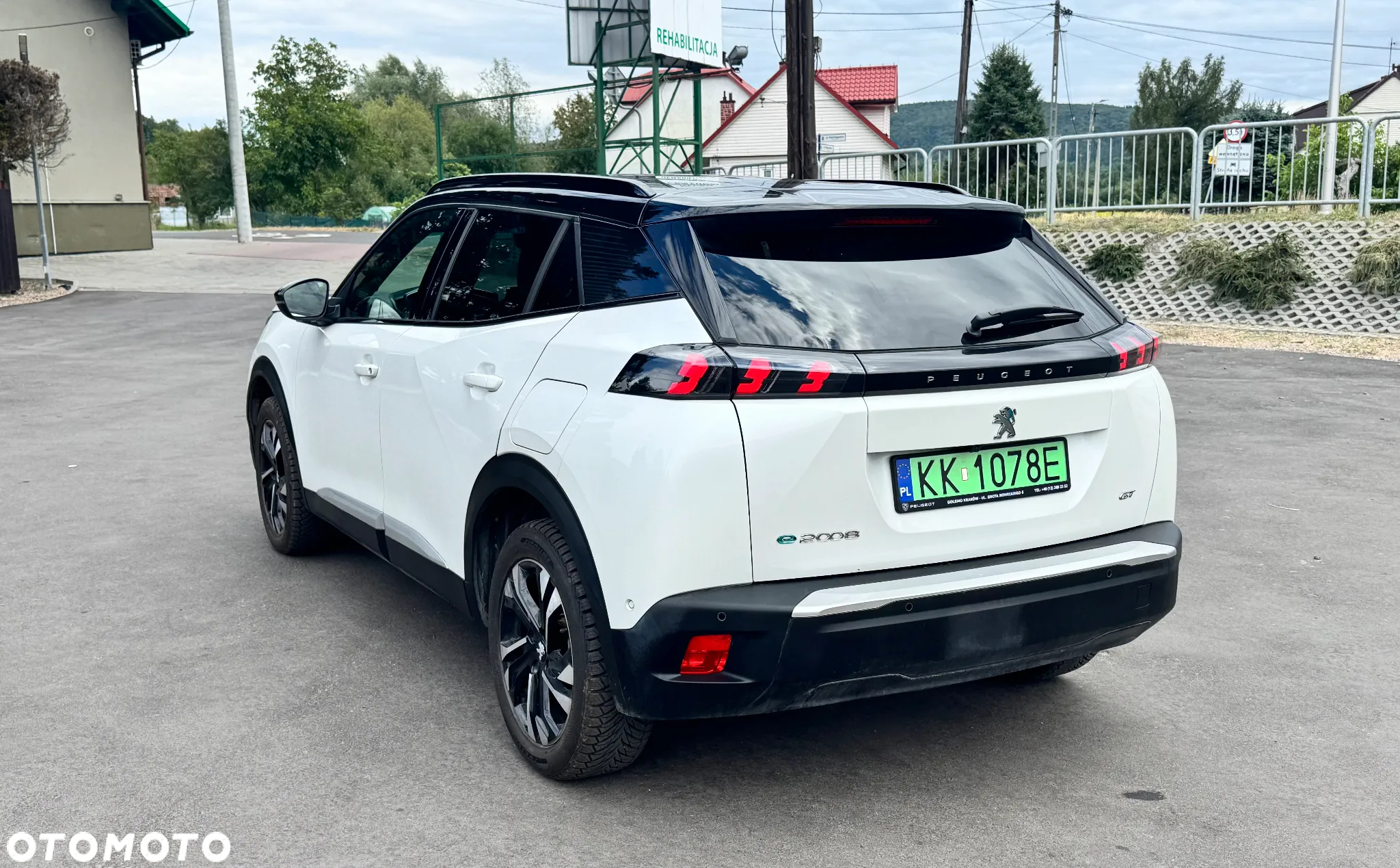 Peugeot 2008 e-2008 GT Line - 11