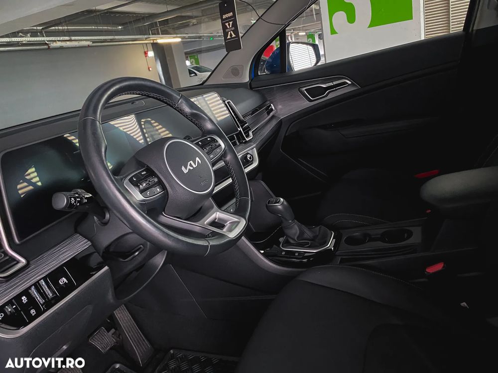 Kia Sportage 1.6 T-GDI 6MT HP 4x2 Urban - 16