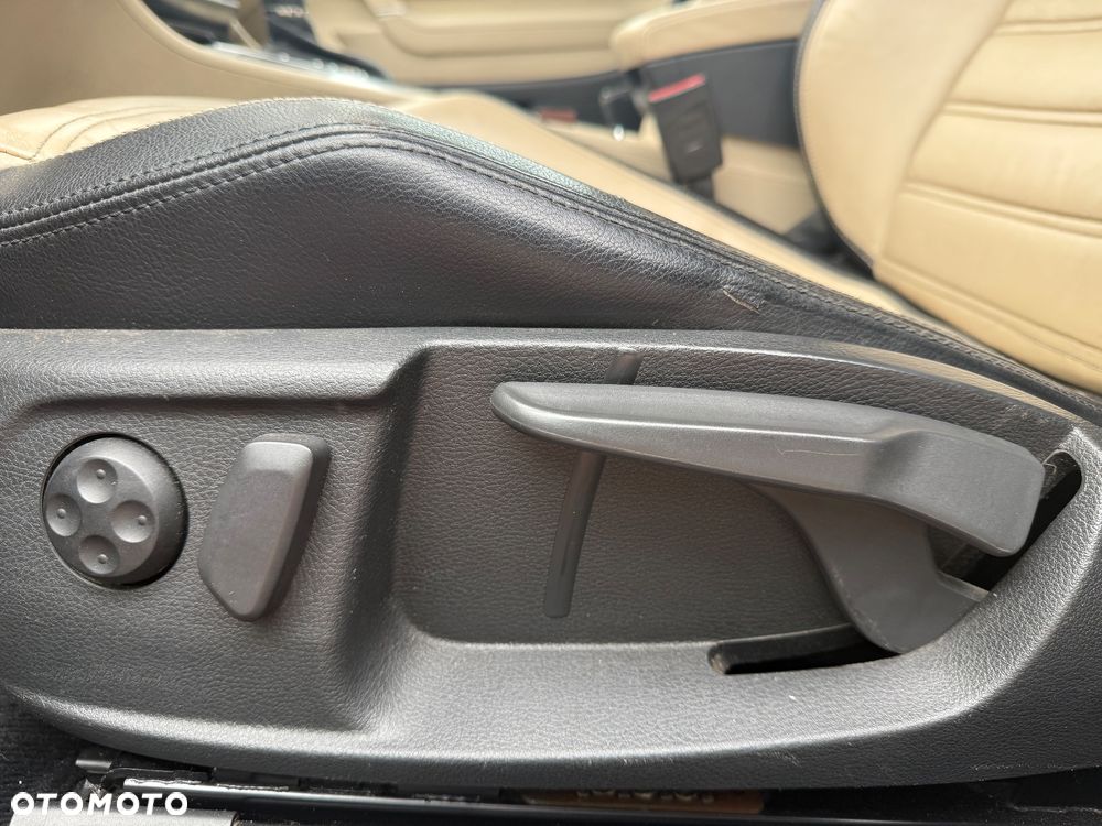 Volkswagen Passat CC 2.0 TSI Automatik Individual - 13