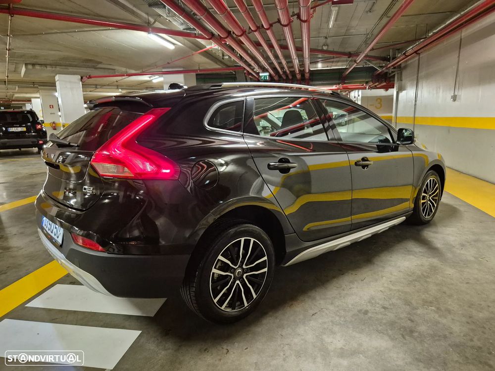 Volvo V40 Cross Country 2.0 D2 Summum - 11