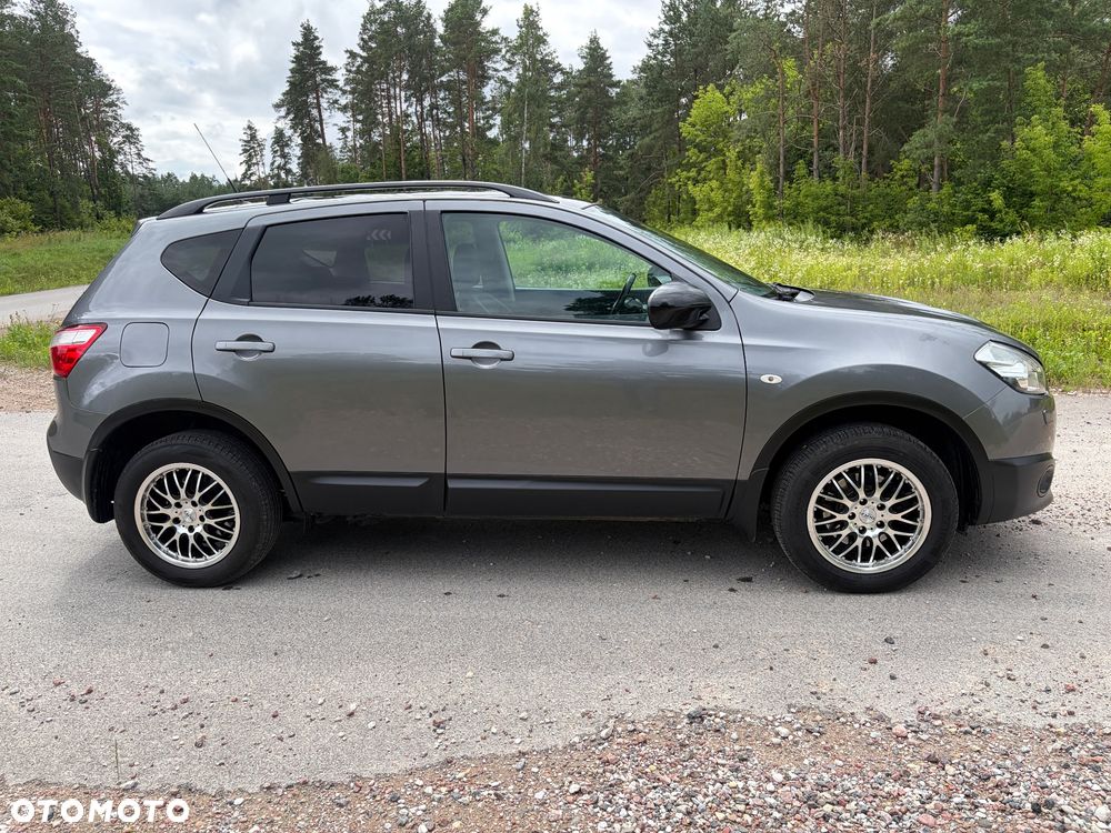 Nissan Qashqai 2.0 360 - 17