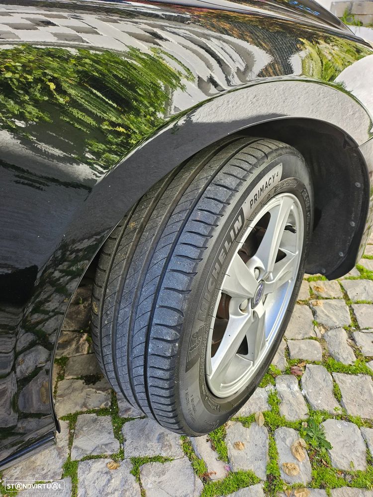 Volvo V40 - 12
