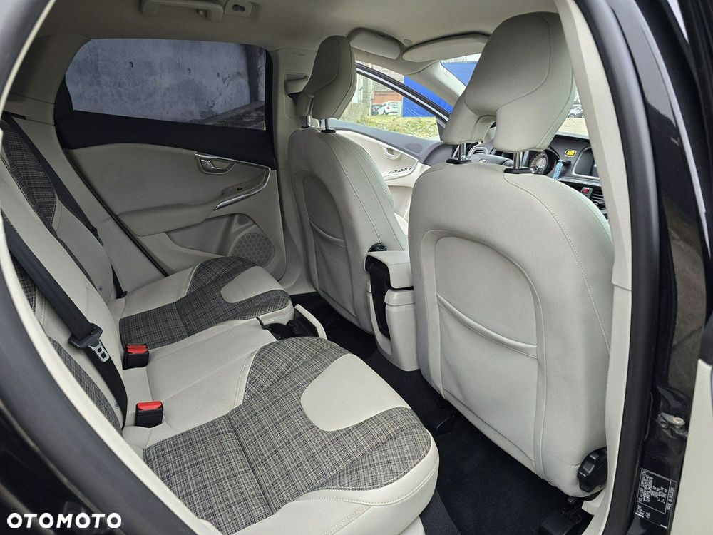 Volvo V40 - 12