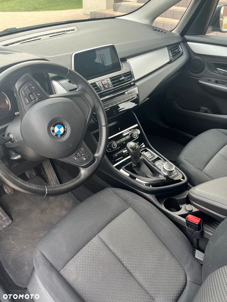 BMW Seria 2 216d Advantage - 10
