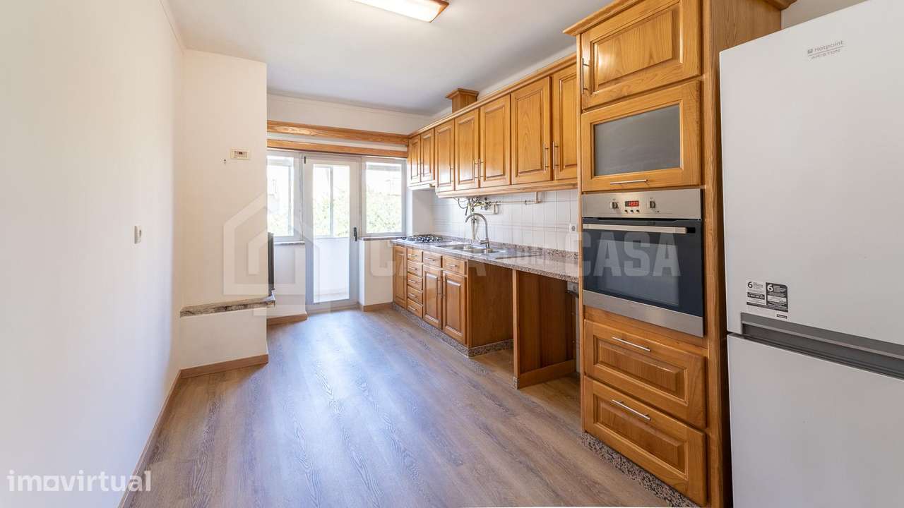Apartamento T2 junto ao Politécnico - Grande imagem: 2/12