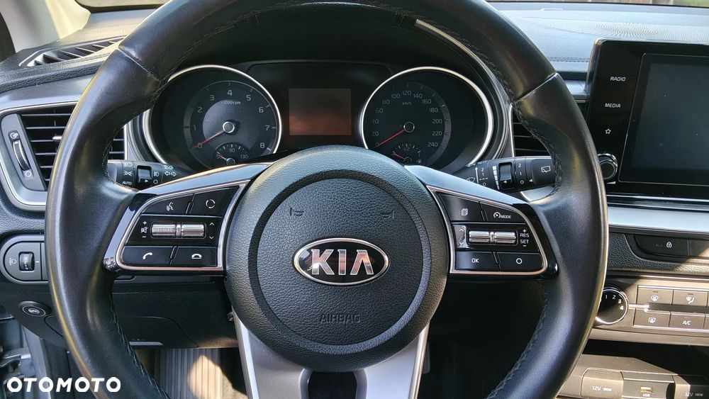 Kia XCeed 1.0 T-GDI L - 17