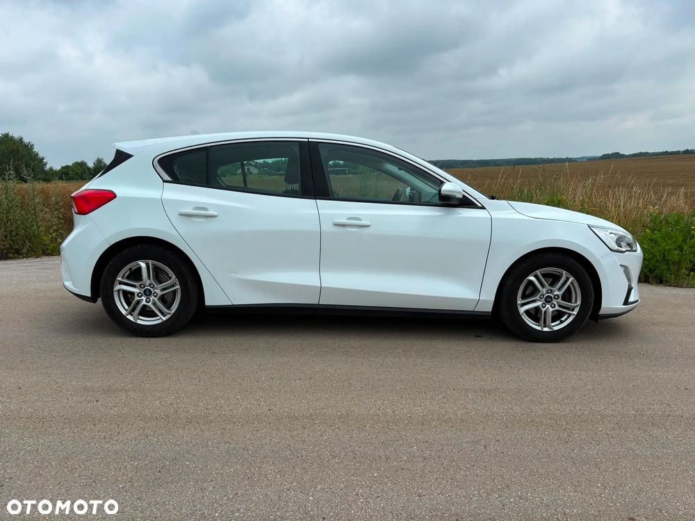 Ford Focus 1.5 TDCi SYNC Edition - 5