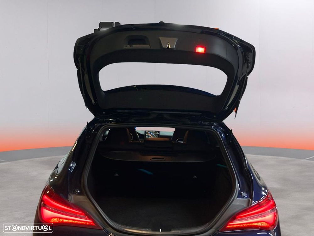 Mercedes-Benz CLA 180 d Shooting Brake AMG Line Aut. - 19