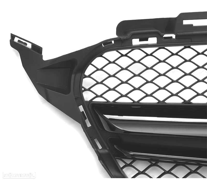 GRELHA FRONTAL MERCEDES W205 14-18 LOOK AMG C63 CÂMARA PRETO BRILHANTE - 6