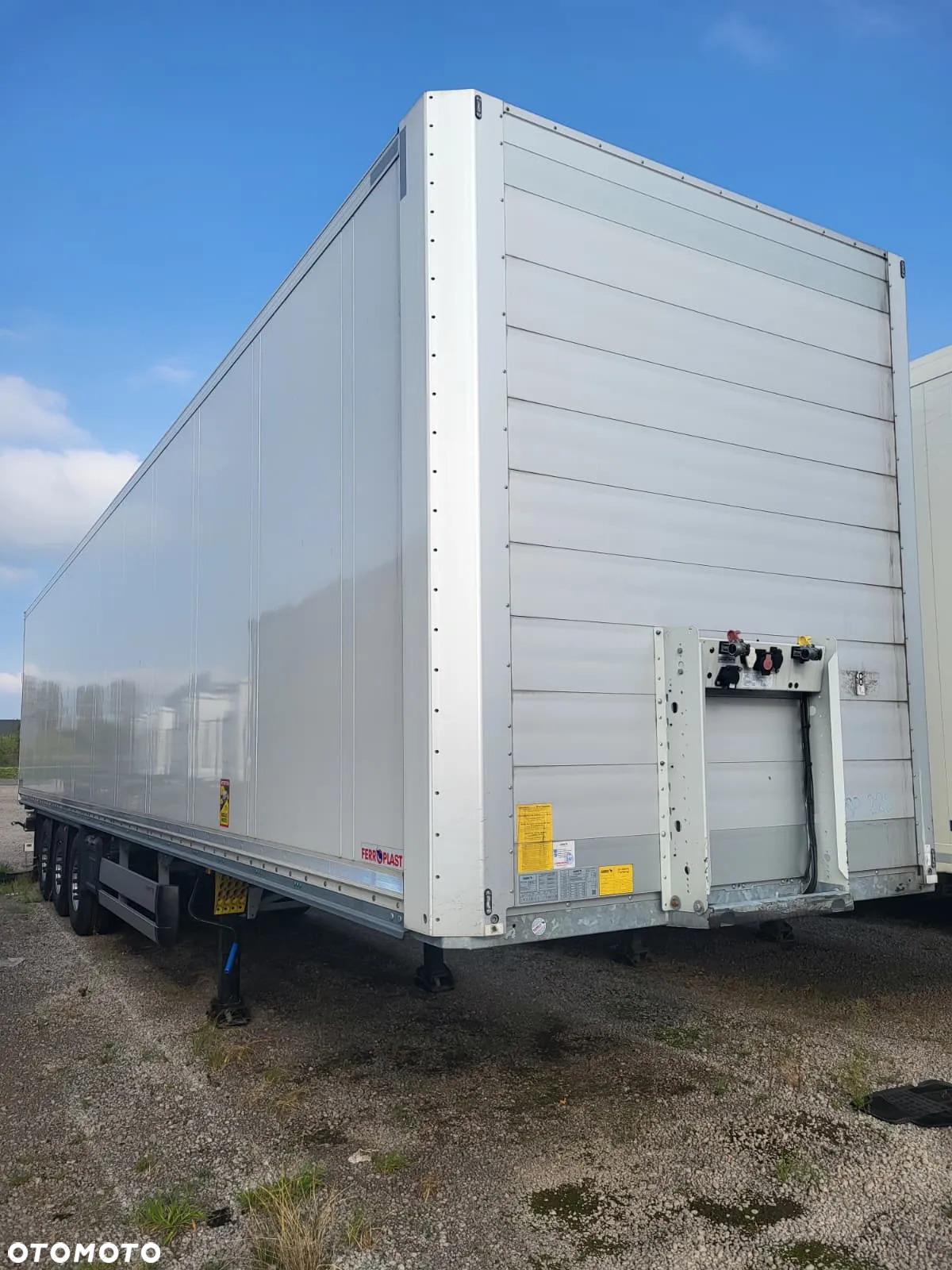 Schmitz Cargobull SCB*S3B - 4