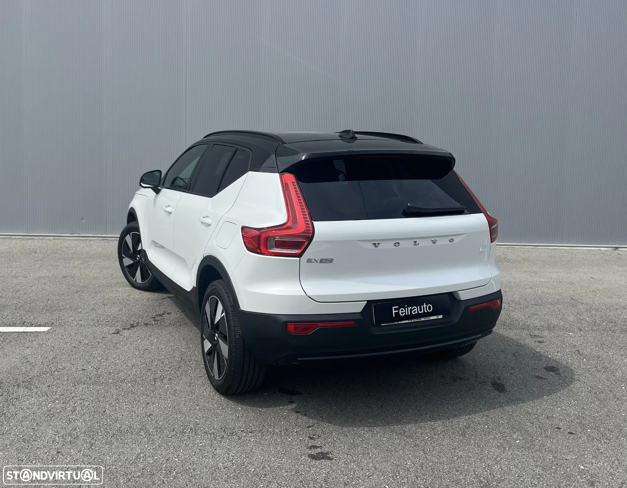 Volvo EX40 82 kWh Twin Motor Plus - 5