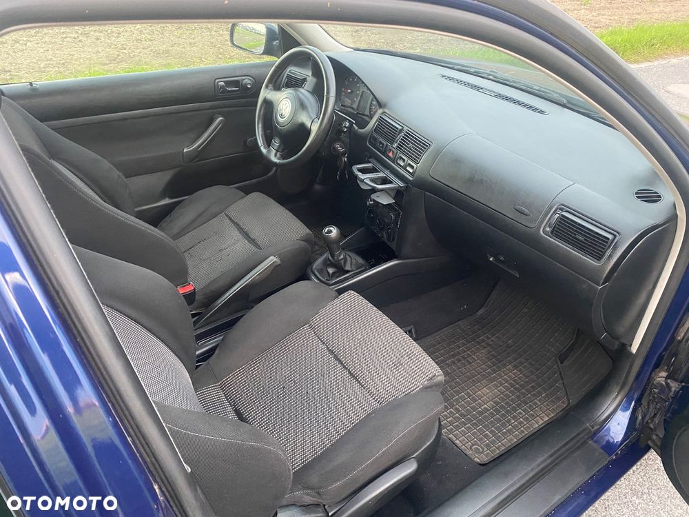 Volkswagen Golf IV 1.6 Comfortline - 5