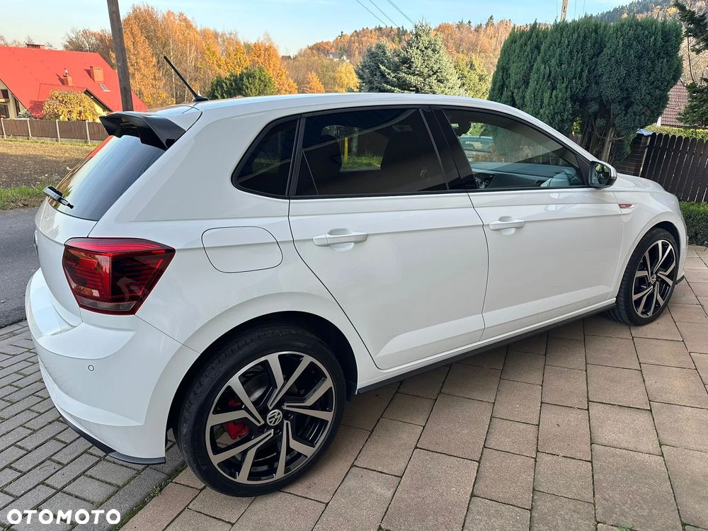 Volkswagen Polo 2.0 TSI DSG GTI - 38