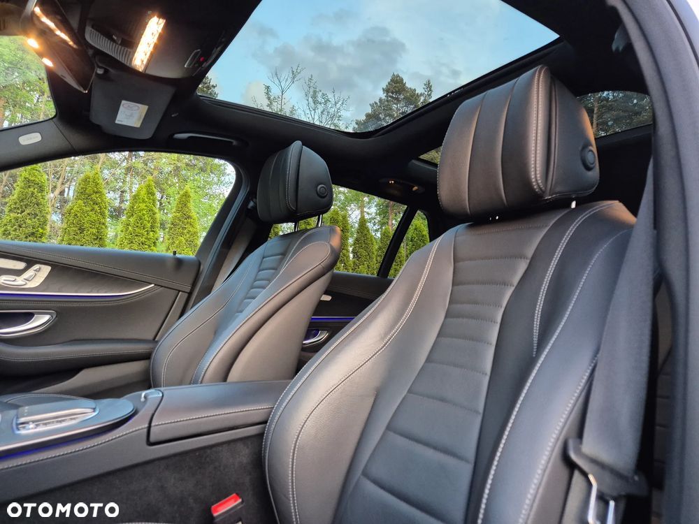 Mercedes-Benz Klasa E 400 d 4Matic T 9G-TRONIC AMG Line - 14