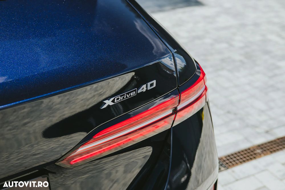 BMW i5 - 18