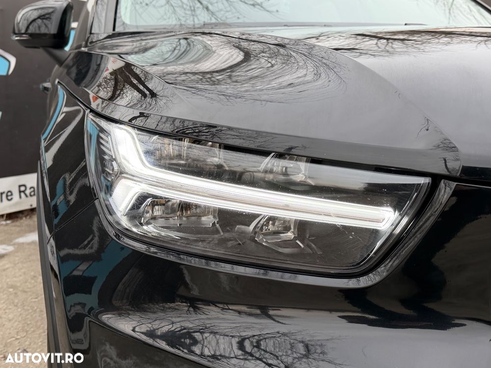 Volvo XC 40 D3 Momentum Pro - 26