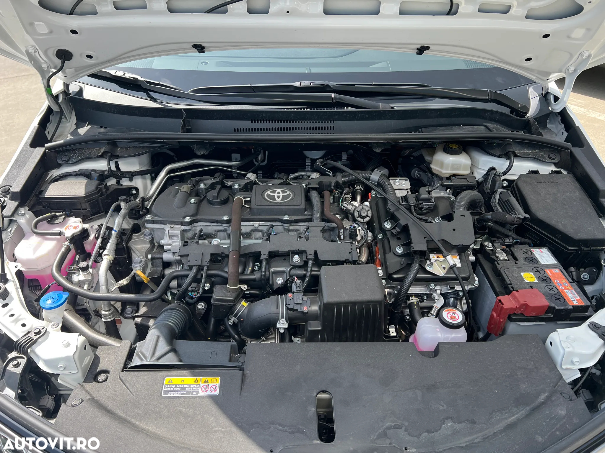 Toyota Corolla 1.8 HSD Eco - 24