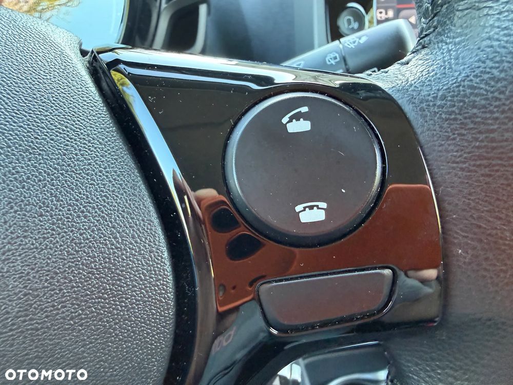 Toyota Aygo x-play connect - 17