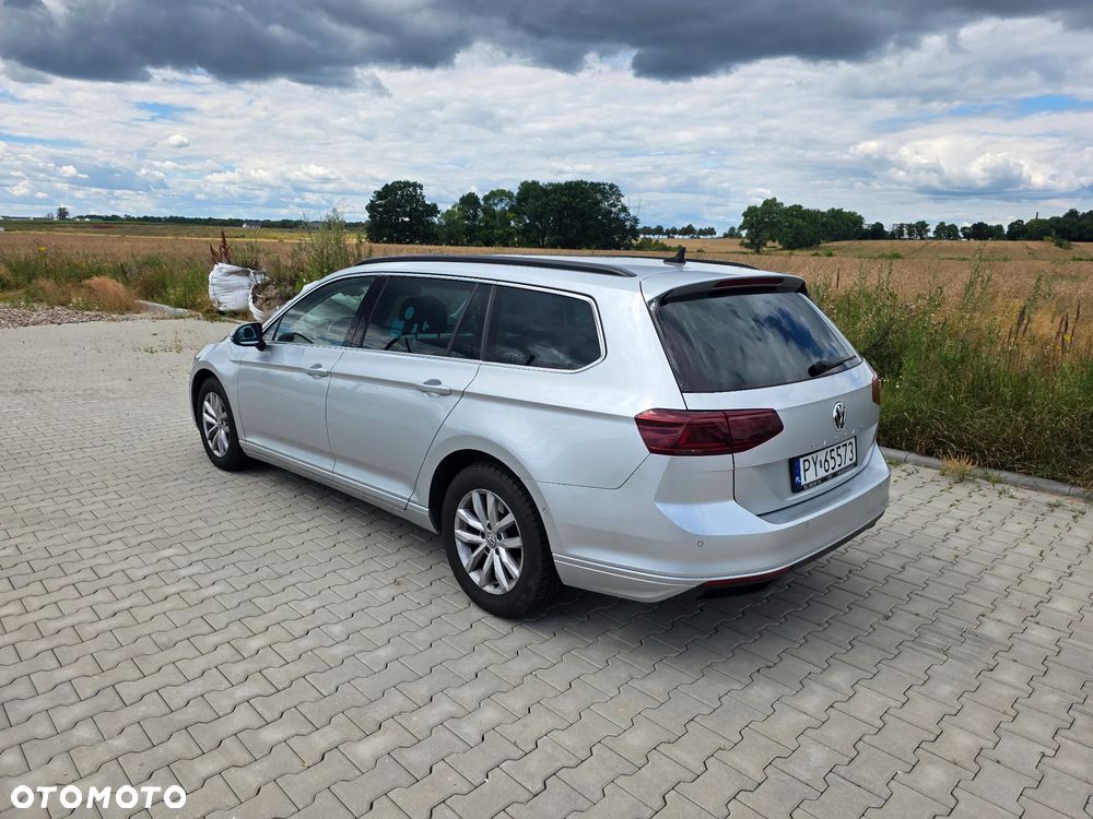 Volkswagen Passat 2.0 TDI (BlueMotion Technology) DSG Comfortline - 3