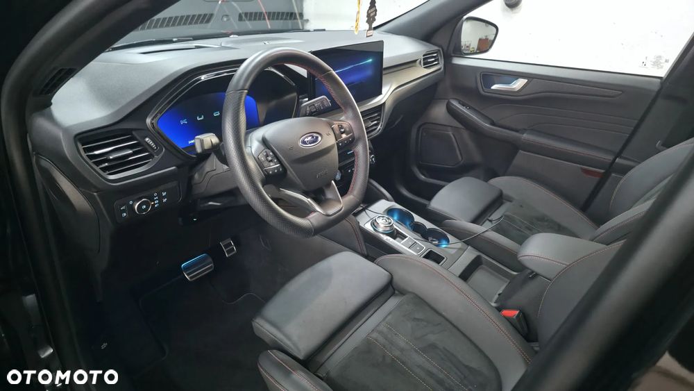 Ford Kuga 2.5P PHEV FWD ST-Line X eCVT - 24