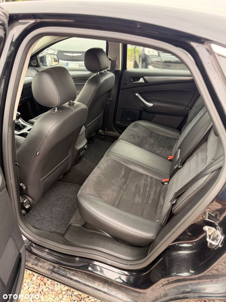 Ford Mondeo 2.0 TDCi Titanium X - 21