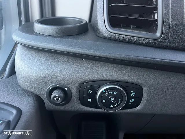 Ford Transit Font Vendome Forty Van 4x4 - 12