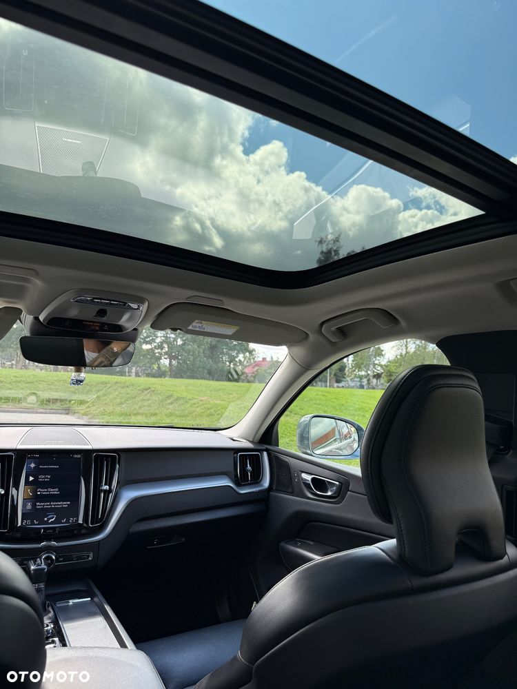 Volvo XC 60 T5 AWD Geartronic Momentum - 18