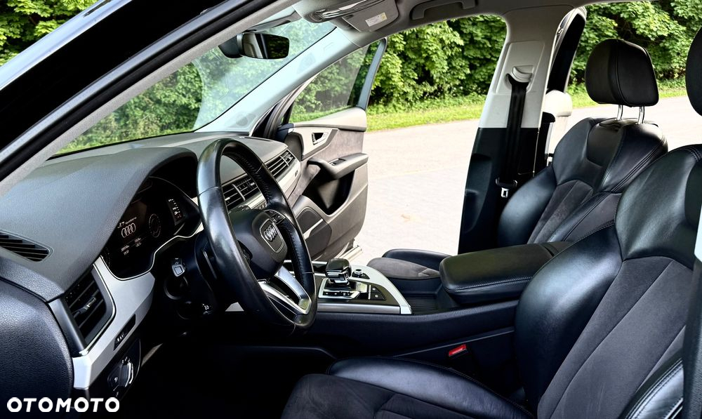 Audi Q7 3.0 TDI ultra Quattro Tiptronic - 12