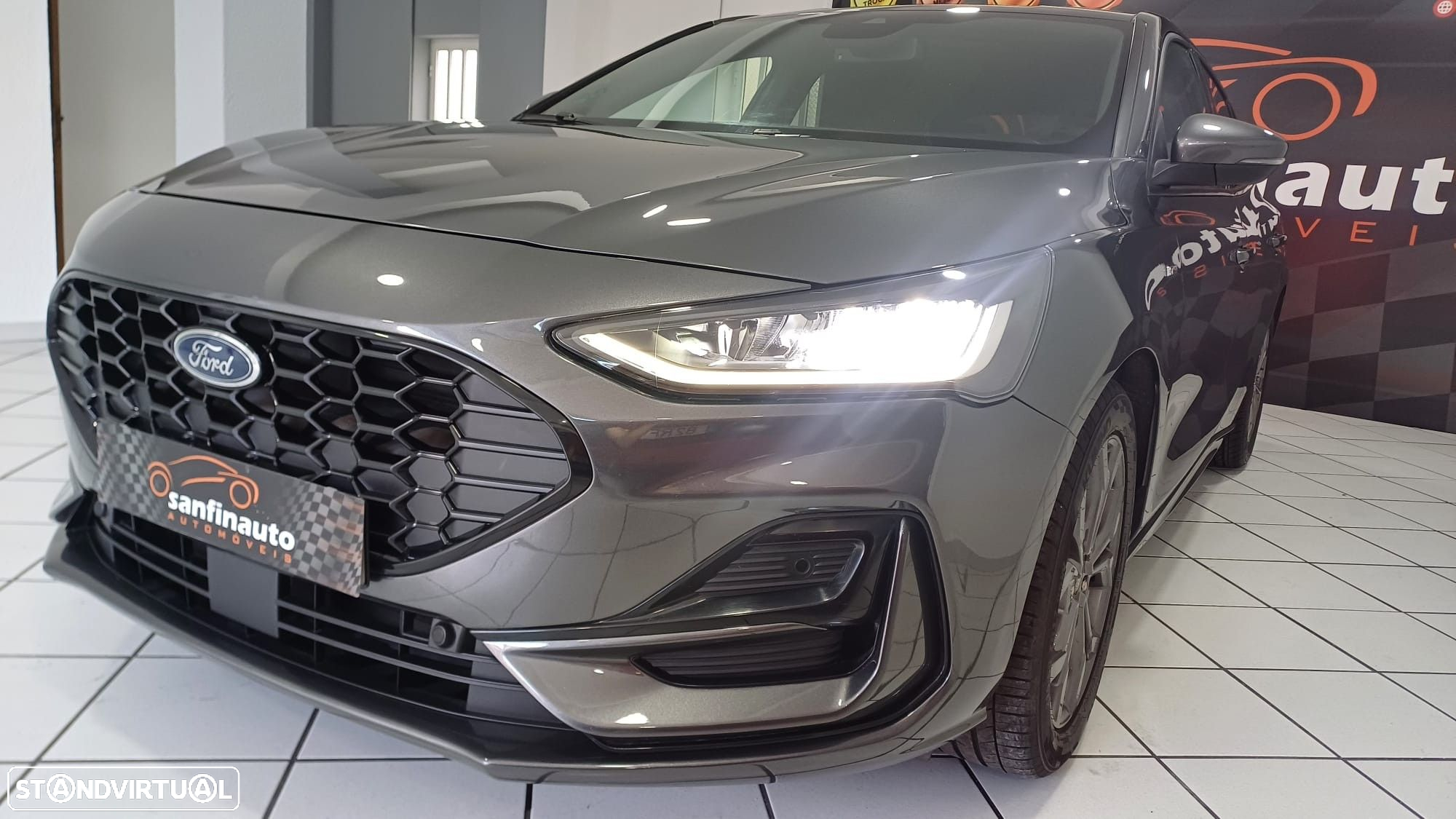 Ford Focus 1.0 EcoBoost MHEV Connected Design - 23