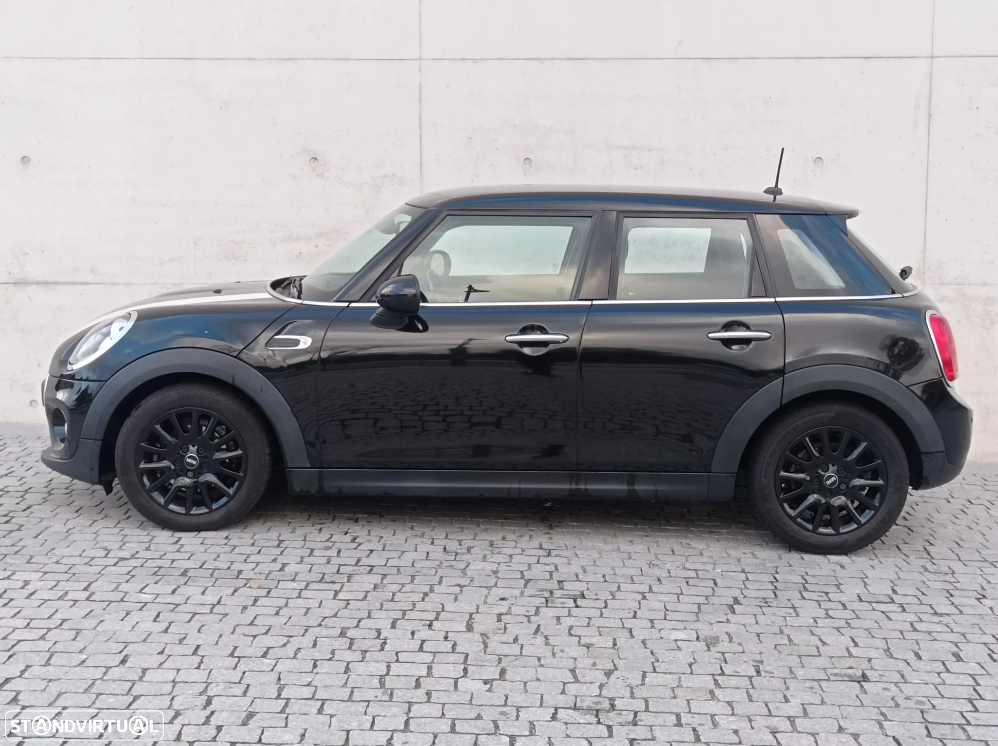 MINI 5 Portas One Auto - 5