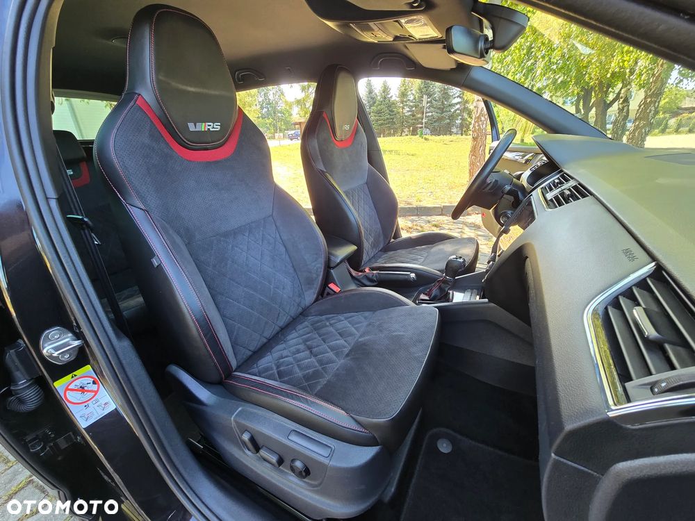 Skoda Octavia 2.0 TSI DSG RS 245 - 24