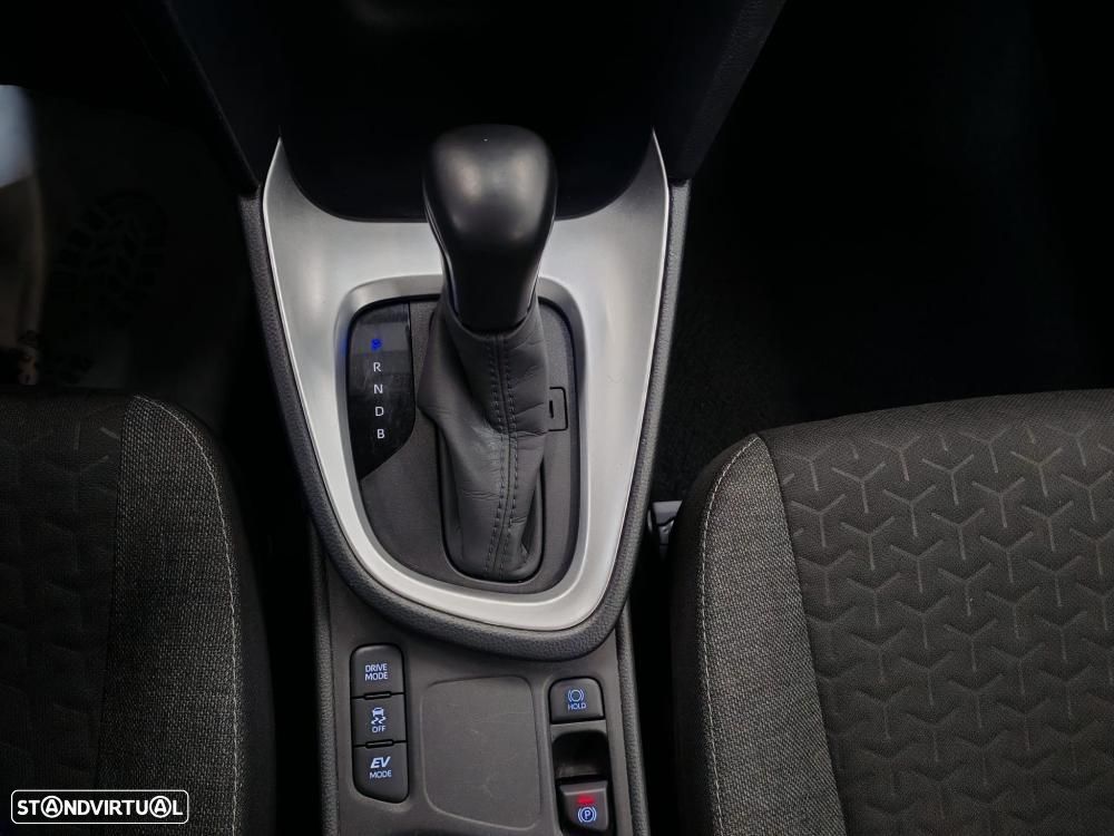 Toyota Yaris Cross 1.5 HDF Comfort Plus - 18