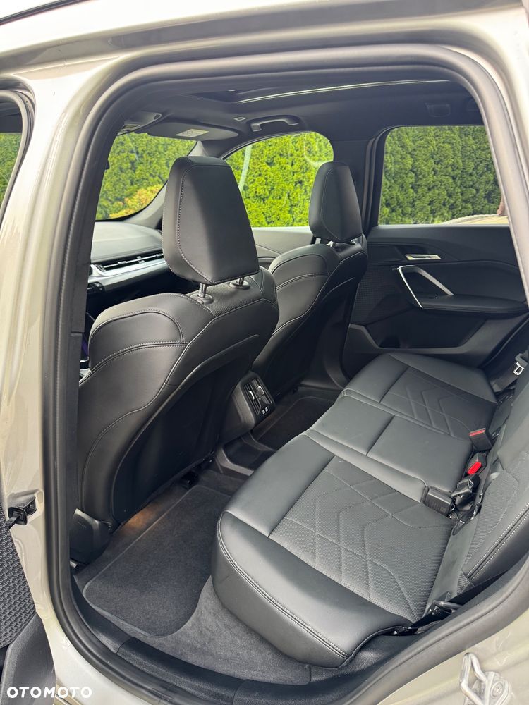 BMW X1 xDrive25e M Sportpaket - 24