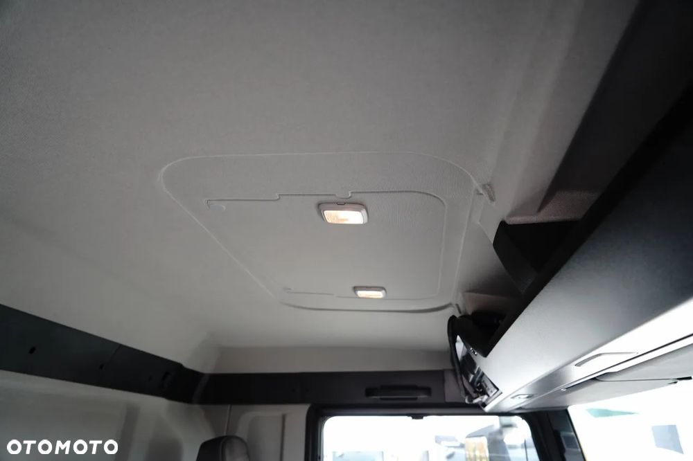 MAN TGS 41.480 / 8X8 / WYWROTKA / AUTOMAT / FABRYCZNIE NOWY / BOGATE WYPOSAŻENIE / DOSTĘPNY OD RĘKI / ZŁOTY METALIK / - 36