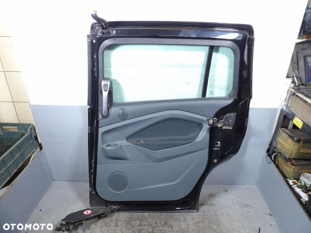 FORD GRAND C-MAX DRZWI BOCZNE PRZESUWNE PRAWE  FA - 5
