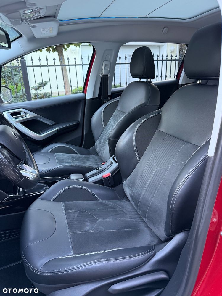 Peugeot 2008 PureTech 110 GPF Stop&Start EAT6 Crossway - 22