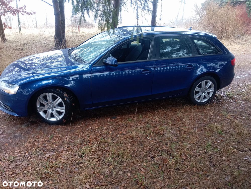 Audi A4 Avant 2.0 TDI DPF clean diesel Attraction - 8