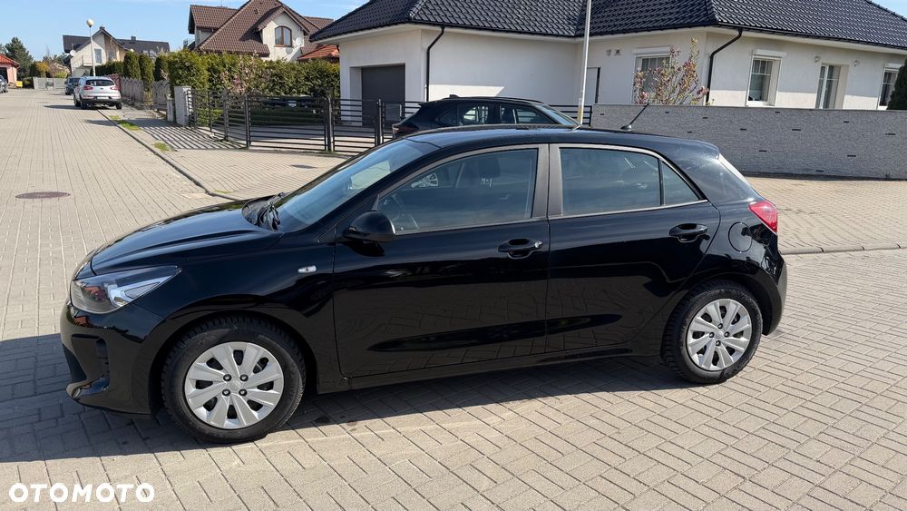 Kia Rio 1.2 Edition 7 - 17