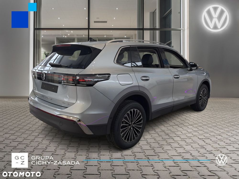 Volkswagen Tiguan - 5