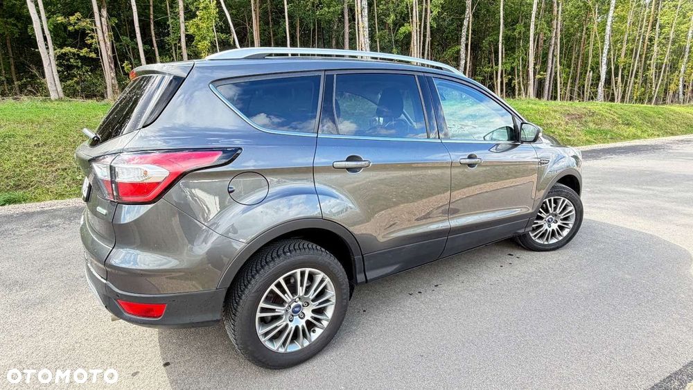 Ford Kuga - 16