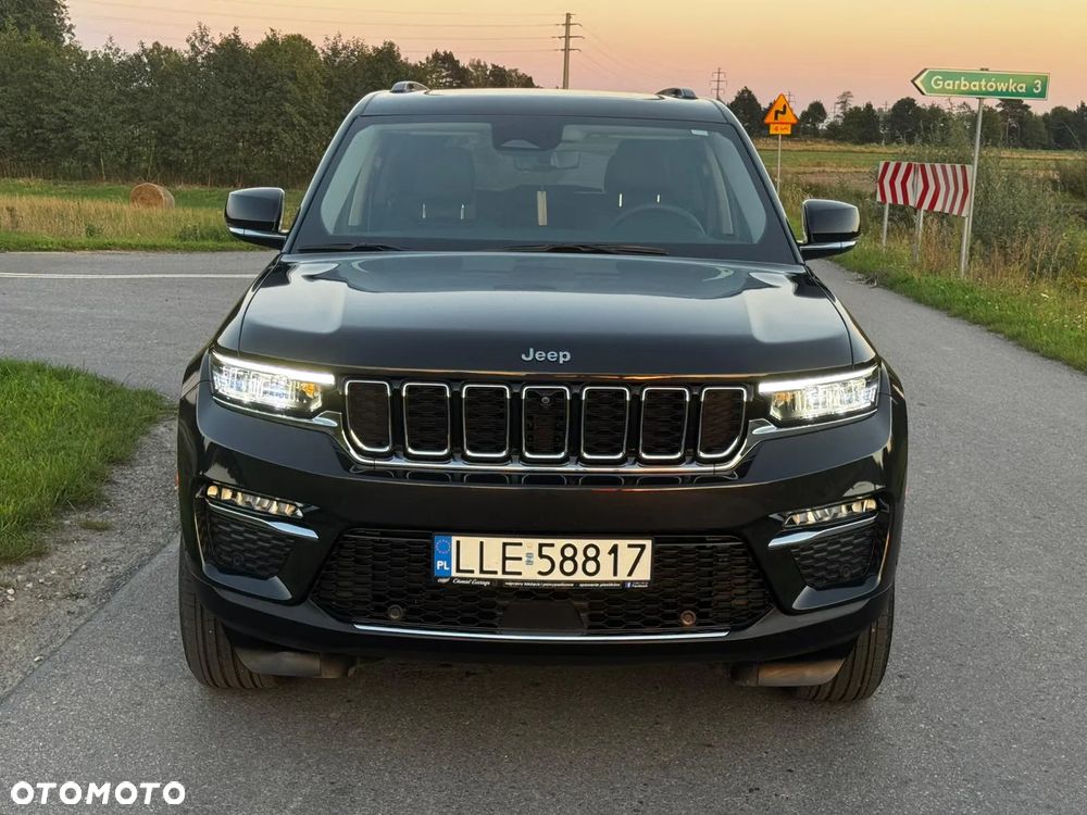 Jeep Grand Cherokee - 4