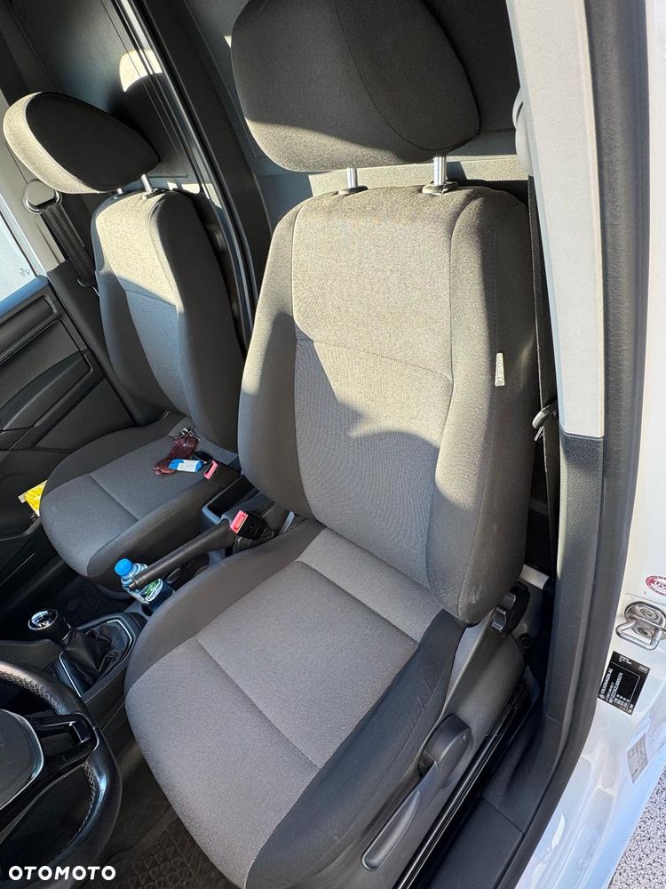Volkswagen Caddy - 10