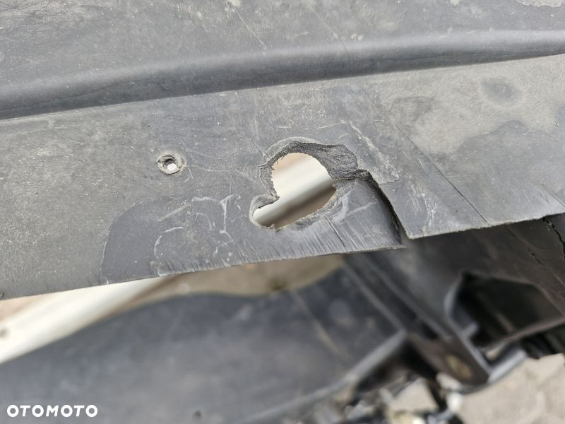 AUDI A6 C5 2.4 B V6 PAS PRZÓD PRZEDNI WZMOCNIENIE CZOŁOWE WENTYLATOR 4B0805594H - 9