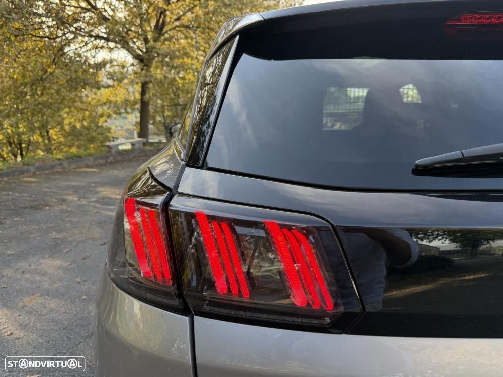 Peugeot 3008 1.6 Hybrid GT Pack e-EAT8 - 15