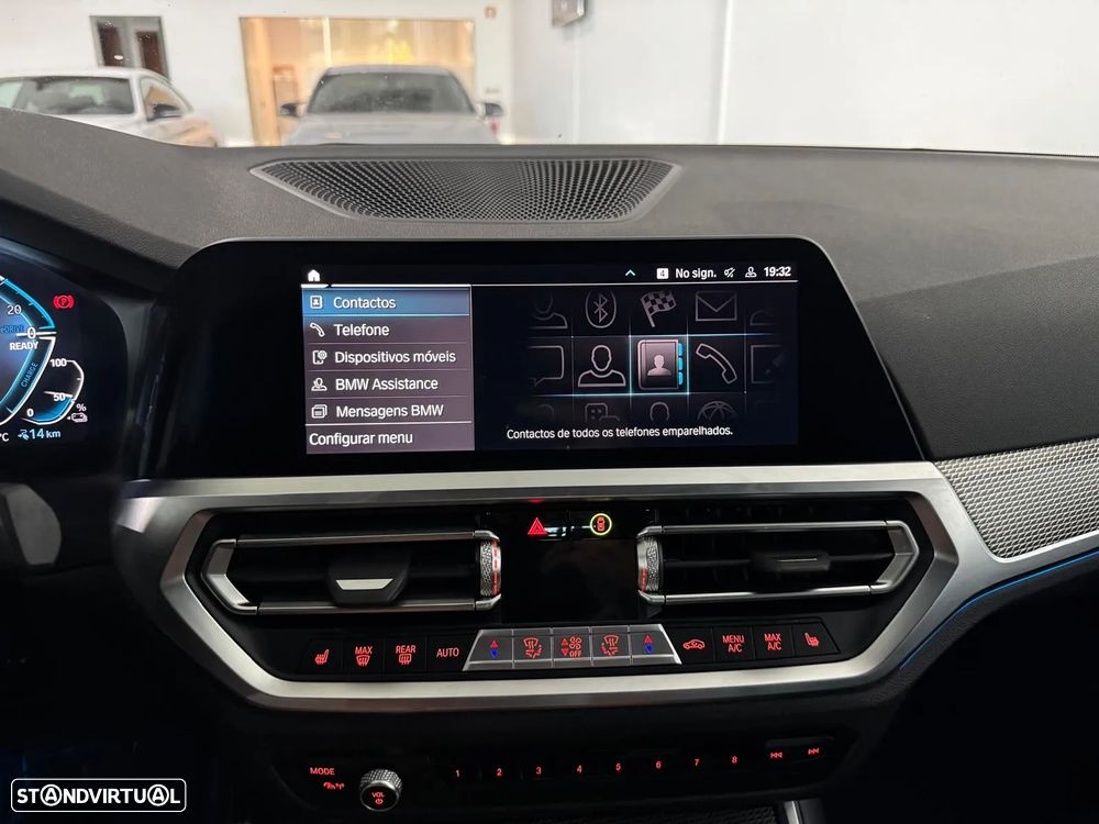 BMW 330 e Touring Pack M Auto - 24
