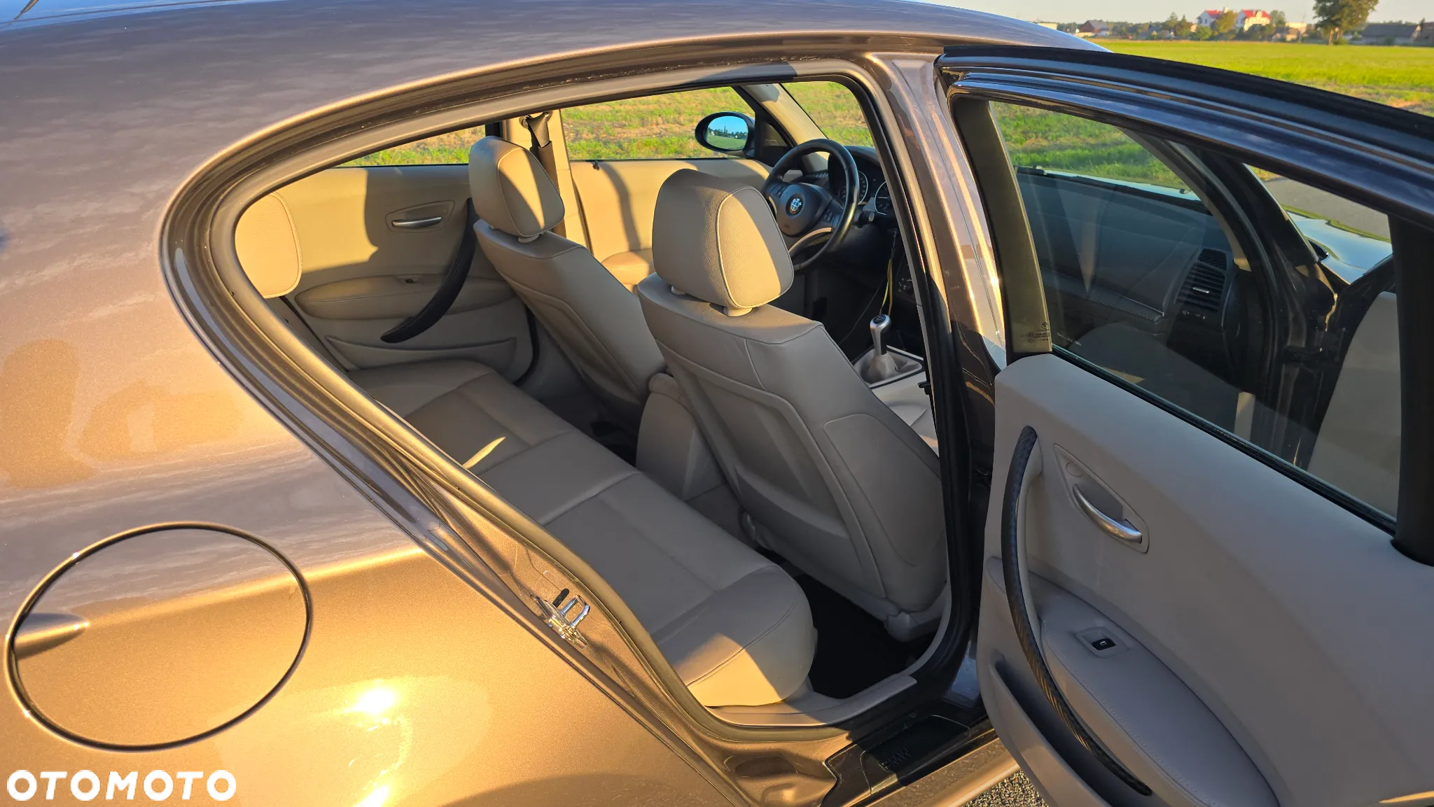 BMW Seria 1 120i - 6