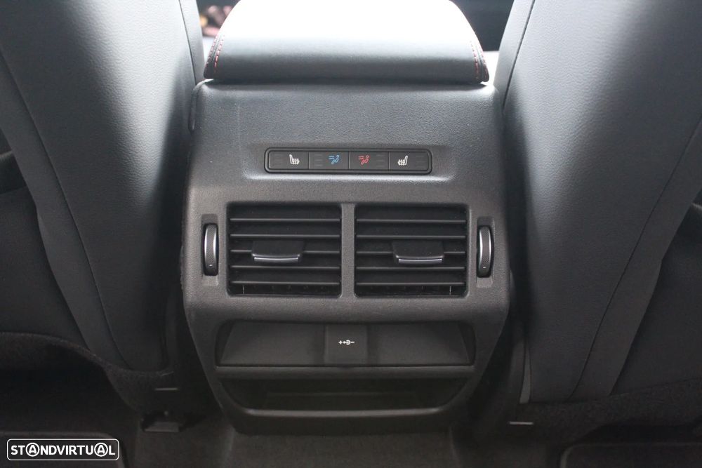 Land Rover Discovery Sport 2.0 Si4 AWD - 52