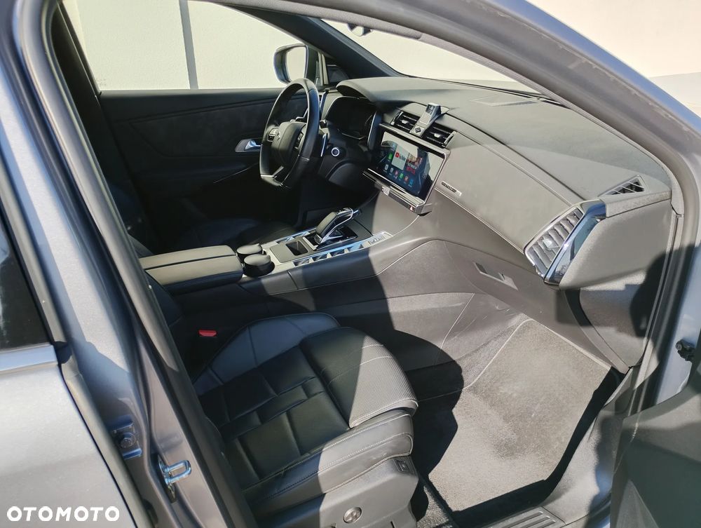 DS Automobiles DS 7 Crossback - 11